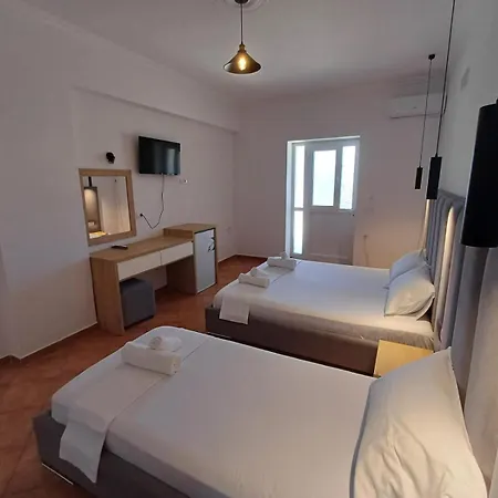 Velco Bb Himara Bed & Breakfast Exterior photo