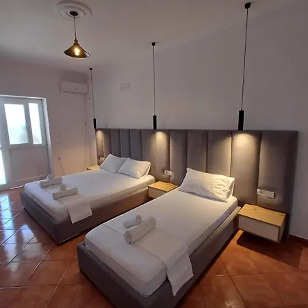 Velco Bb Himara Bed & Breakfast Exterior photo