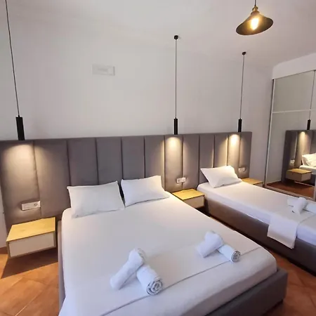 Velco Bb Himara Bed & Breakfast Exterior photo