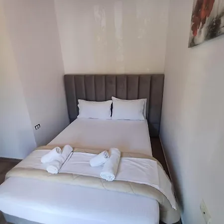 Velco Bb Himara Bed & Breakfast Exterior photo